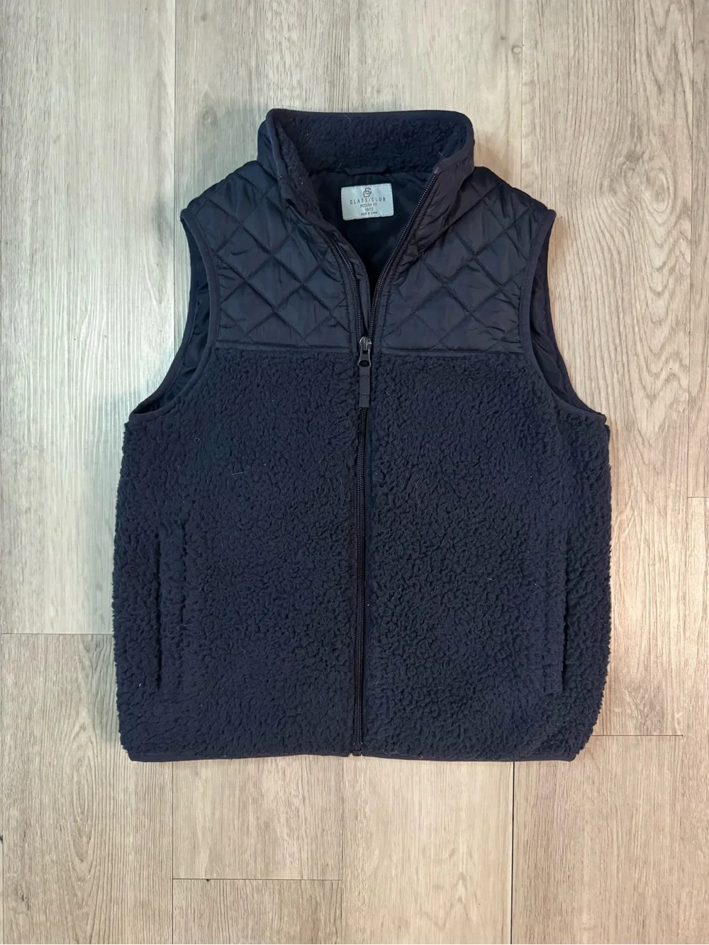 Class Club Modern Fit Boys Navy Blue Quilted Fleece Full Zip Vest Pockets 10/12.